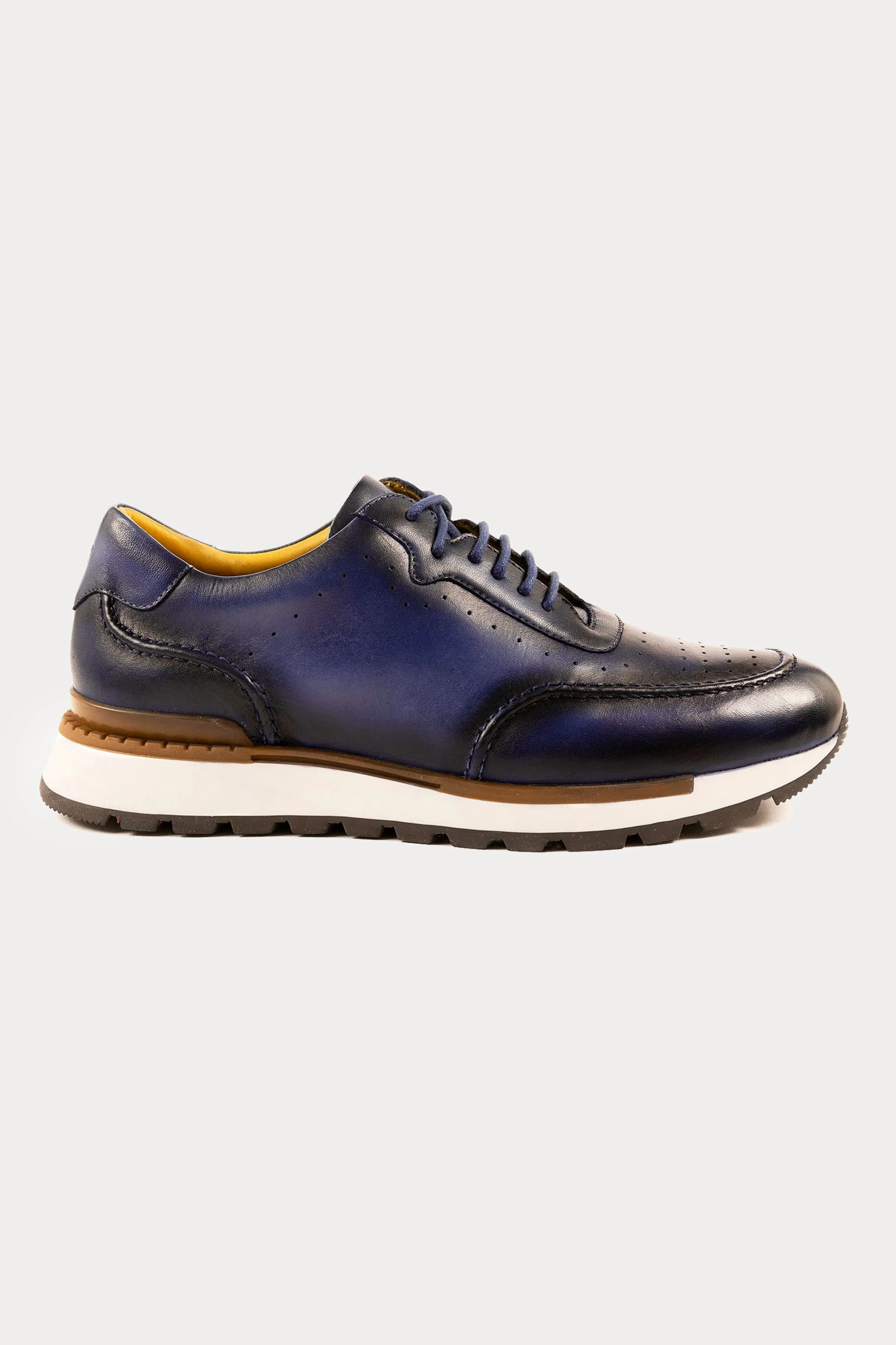 Canary Wharf Smart Trainers in Navy