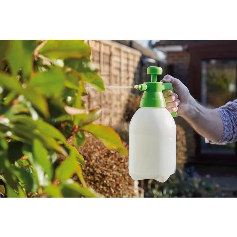 Draper 82467 Garden Hand Pressure Sprayer 2.5L Plant Watering Pesticide Weed Killer  30OFF