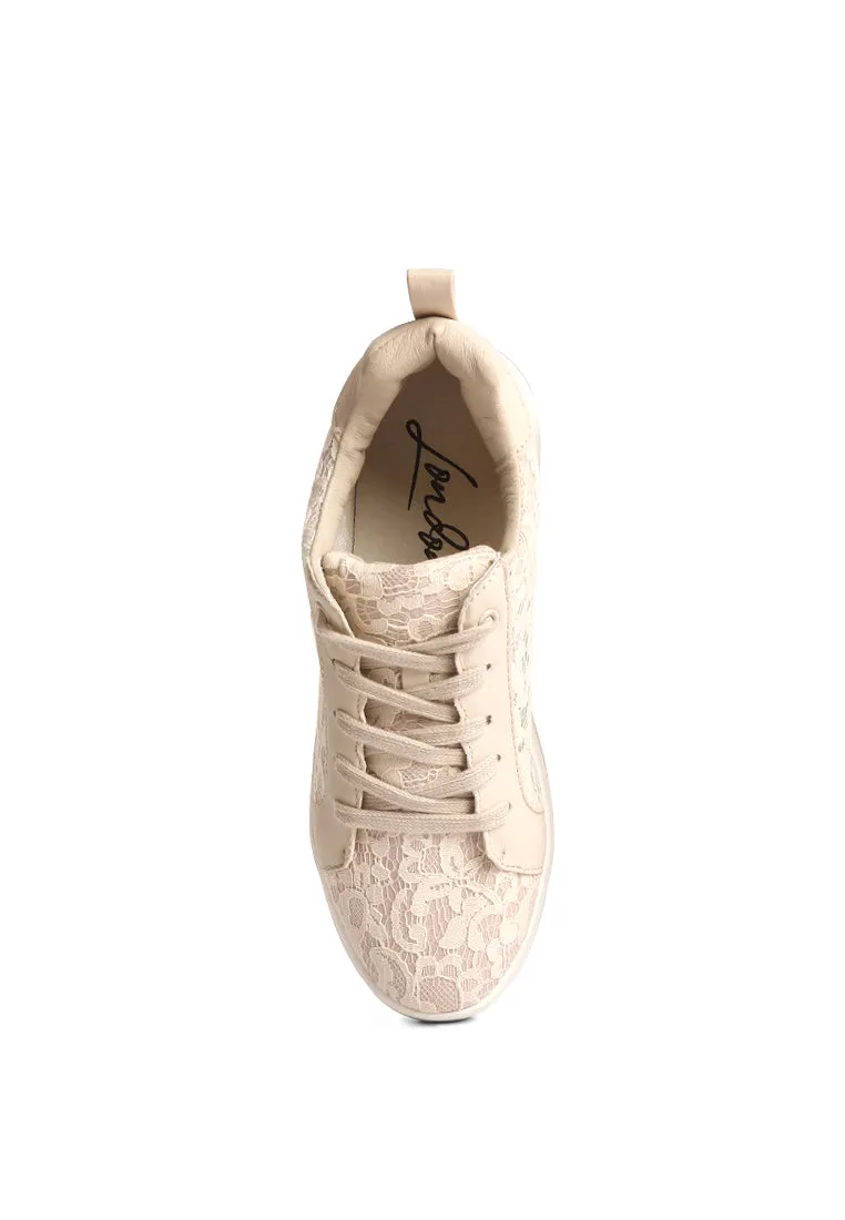 Flakes Lace Detail Low Platform Sneakers