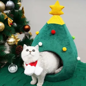 Luxurious Christmas Cat House - Cozy, Plush Design for Feline Relaxation and Festive Play