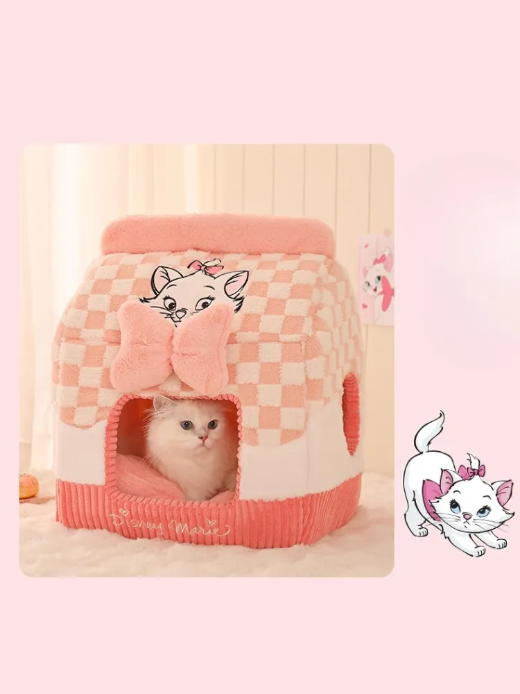 Marie's Cozy Dream House  Soft & Fluffy Cat Bed