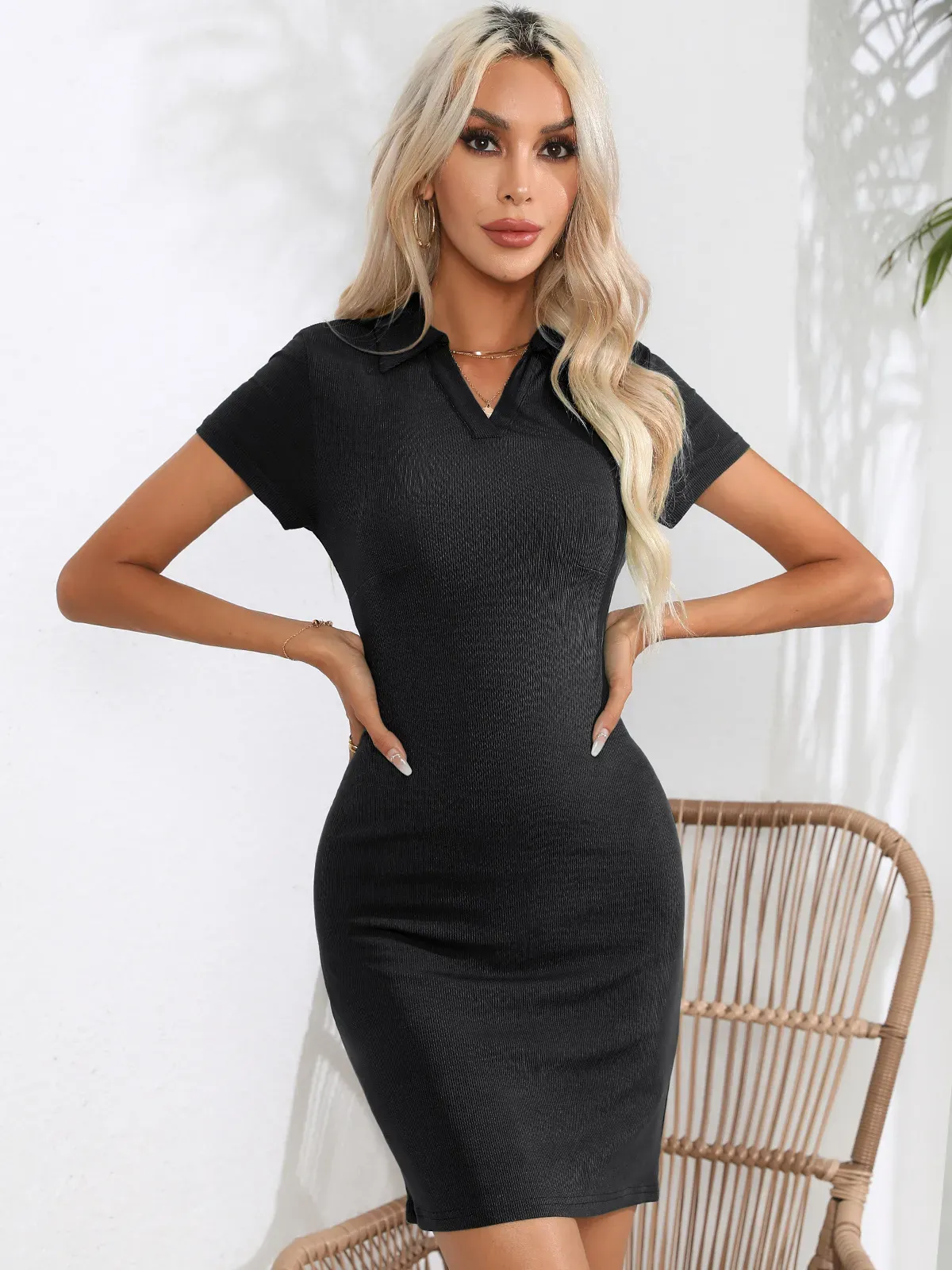 Sia Collared Short-Sleeve Bodycon Mini Dress