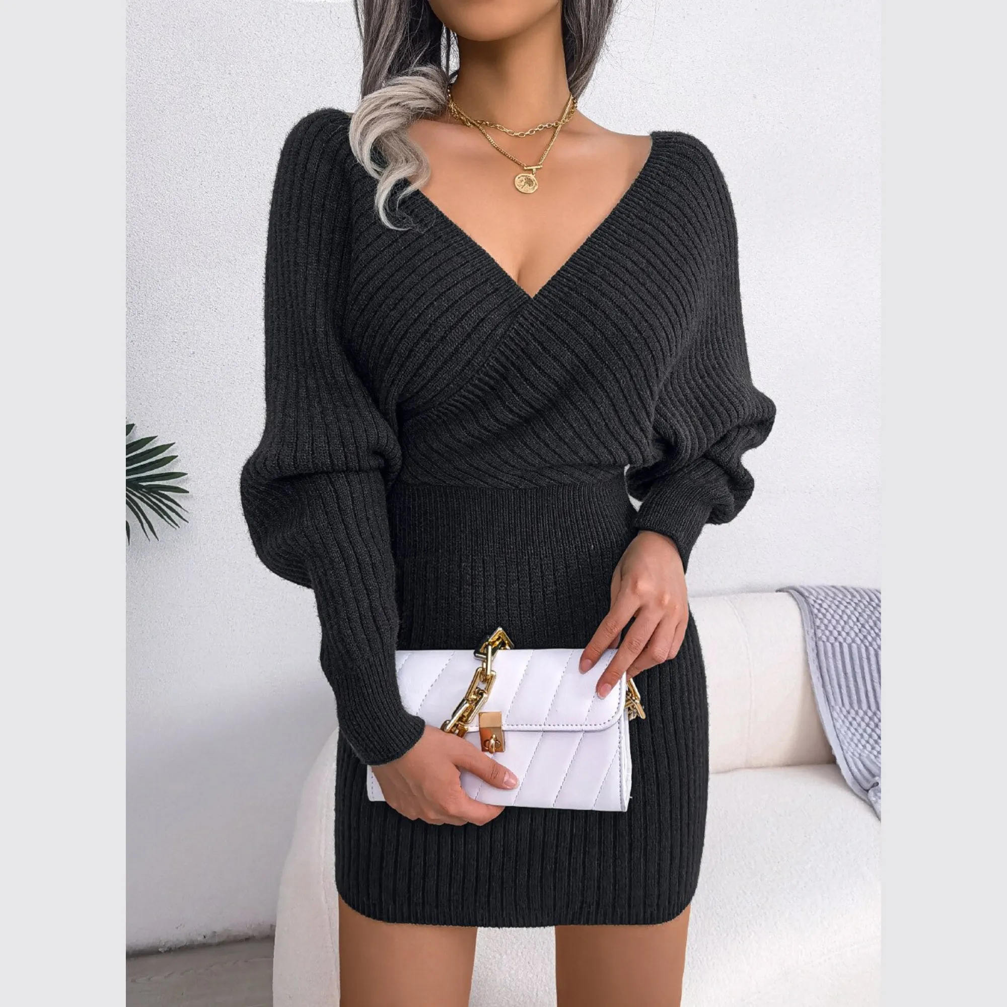 Tilly - Black Batwing Sleeves Ribbed Sweater Dress