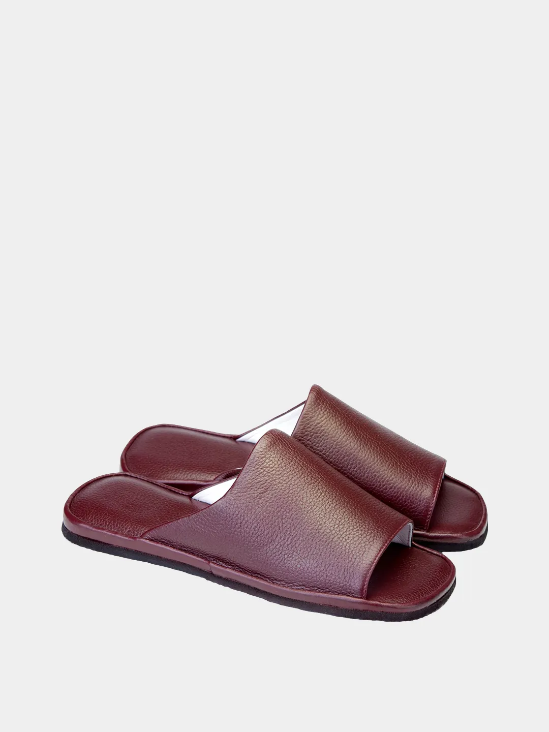Women's burgundy slippers Model 1140 Flotar Leather